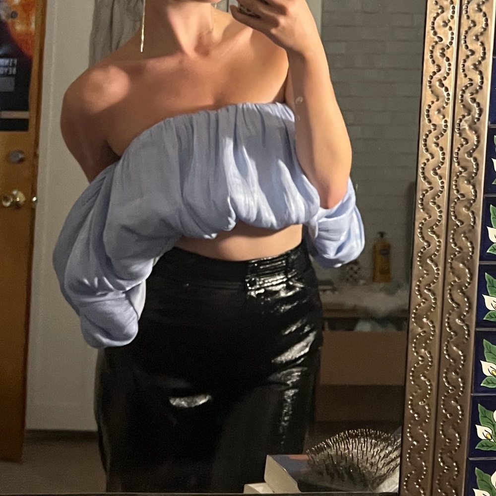 BOUTIQUE Light Blue Off-Shoulder Puff-Sleeve Crop Top